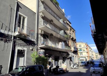 Edificio all\'aperto - Bilocale Via Stazzone
 
160, Catania - foto 1