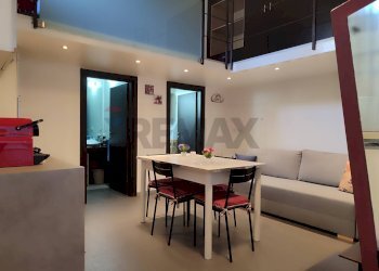 Sala da pranzo - Bilocale Via Stazzone
 
160, Catania - foto 3