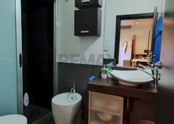 Bagno - Bilocale Via Stazzone
 
160, Catania - foto 4