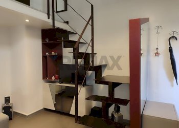 Scale - Bilocale Via Stazzone
 
160, Catania - foto 7