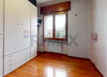 Camera / camera da letto - Quadrilocale VIA CAPUANA
 
3, Rho - foto 34