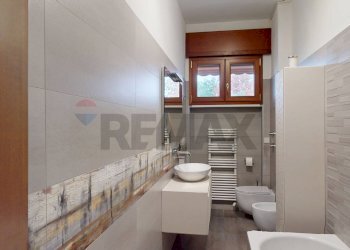 Bagno - Quadrilocale VIA CAPUANA
 
3, Rho - foto 36