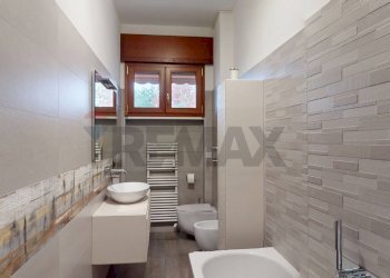 Bagno - Quadrilocale VIA CAPUANA
 
3, Rho - foto 38