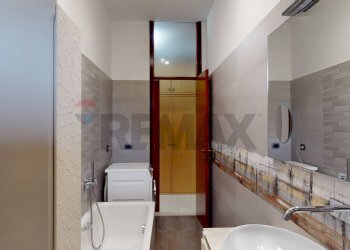 Bagno - Quadrilocale VIA CAPUANA
 
3, Rho - foto 39