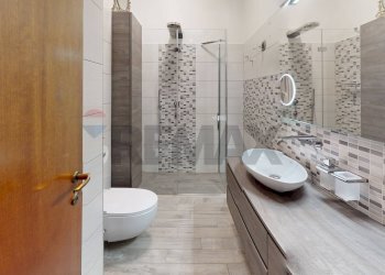 Bagno - Quadrilocale VIA CAPUANA
 
3, Rho - foto 42