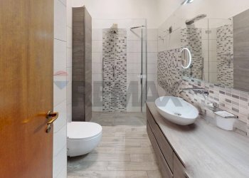 Bagno - Quadrilocale VIA CAPUANA
 
3, Rho - foto 43