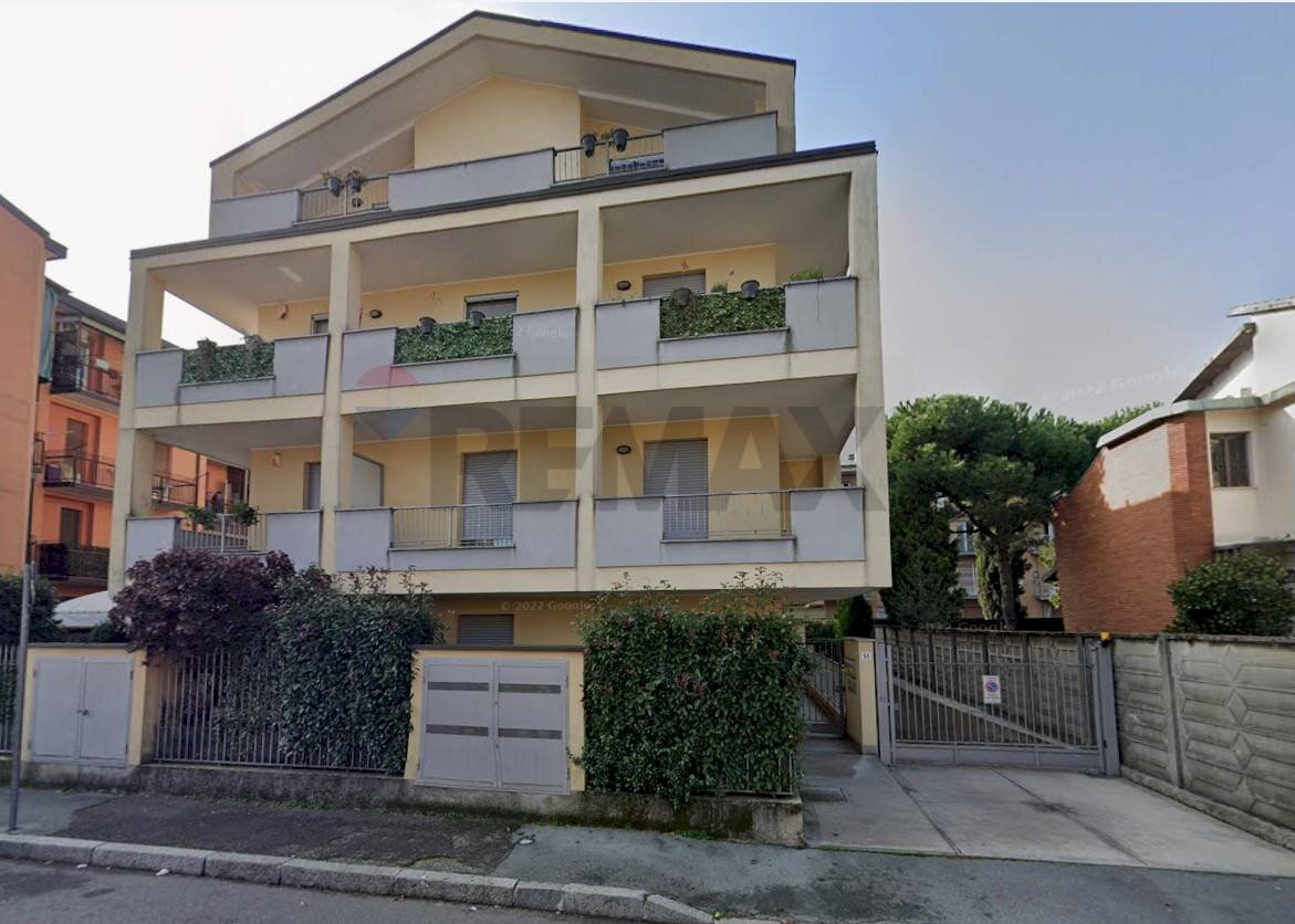 Edificio all\'aperto - Bilocale MONTEROSA
 
51, Legnano - foto 1