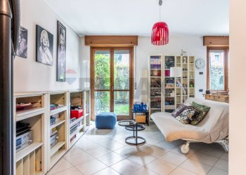 Soggiorno - Bilocale MONTEROSA
 
51, Legnano - foto 2