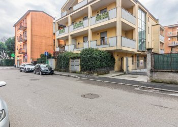 Edificio all\'aperto - Bilocale MONTEROSA
 
51, Legnano - foto 20