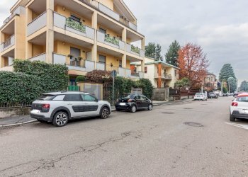 Edificio all\'aperto - Bilocale MONTEROSA
 
51, Legnano - foto 21