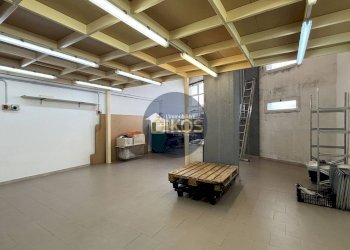 Foto 31 - Commercial Premises via caduti di Russia
 
32-34, Castellana Grotte - photo 31