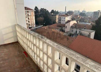 Balcone - Bilocale Via Calabria
 
4, Gallarate - foto 7