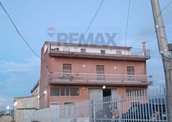 Edificio all\'aperto - Locale Commerciale contrada mortilla, Chiaramonte Gulfi - foto 3