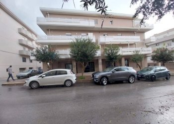 Edificio all\'aperto - Locale Commerciale via Mazzini
 
116, Pozzallo - foto 1