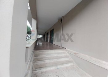 Scale - Locale Commerciale via Mazzini
 
116, Pozzallo - foto 3