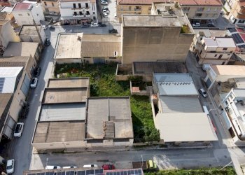 Edificio all\'aperto - Commercial Premises via canicarao
 
23, Comiso - photo 13