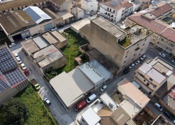 Posizione della mappa - Commercial Premises via canicarao
 
23, Comiso - photo 14