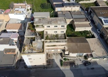 Edificio all\'aperto - Commercial Premises via canicarao
 
23, Comiso - photo 17