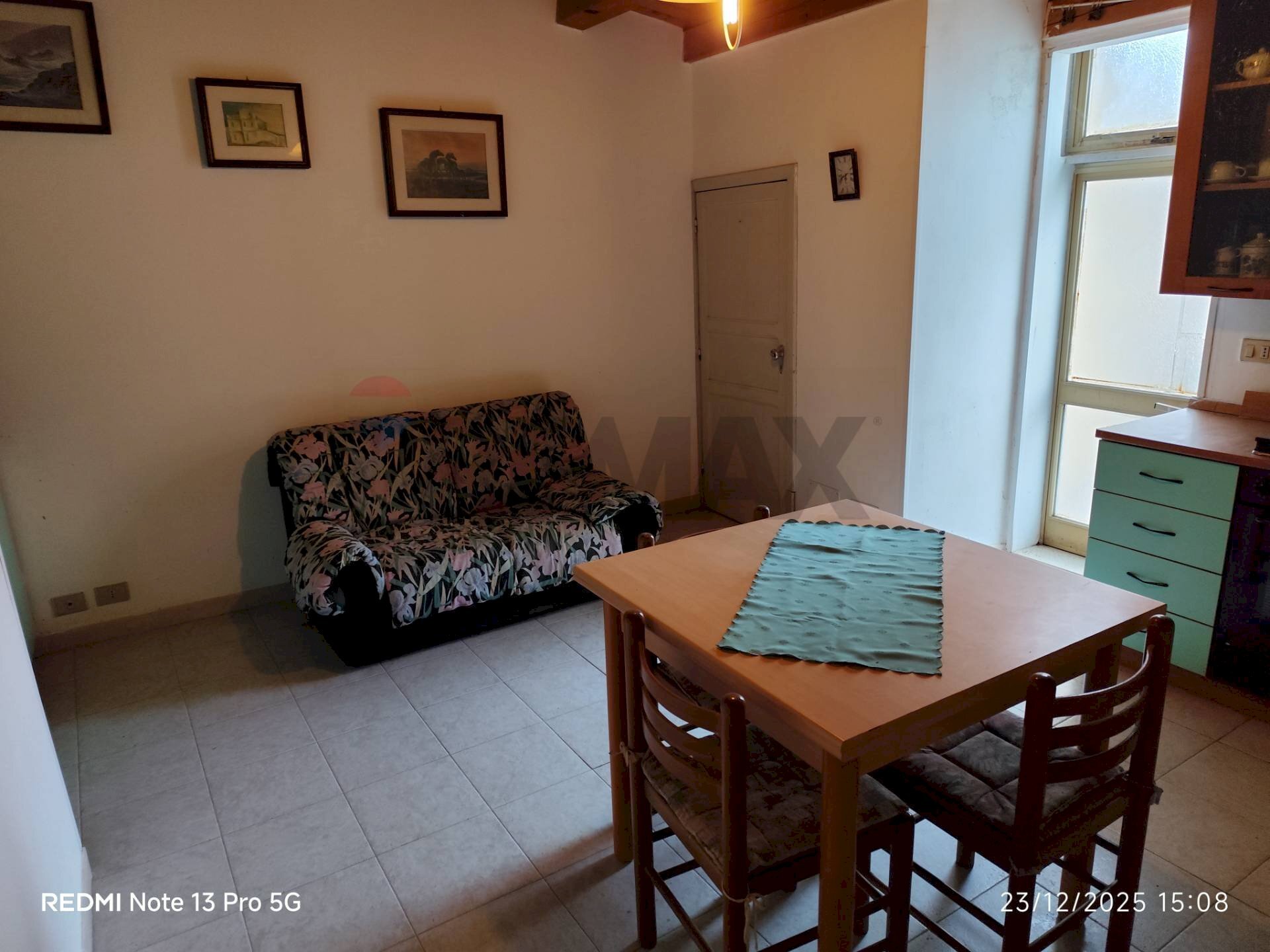 Sala da pranzo - Casa indipendente via Fratelli Belleo
 
37/A-39, Ragusa - foto 3