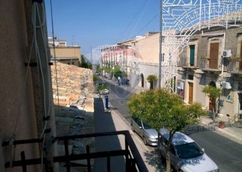 Edificio all\'aperto - Casa indipendente Chiaramonte Gulfi - foto 1