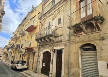 Edificio all\'aperto - Casa indipendente Via Padre Trapani
 
28-30, Ragusa - foto 16