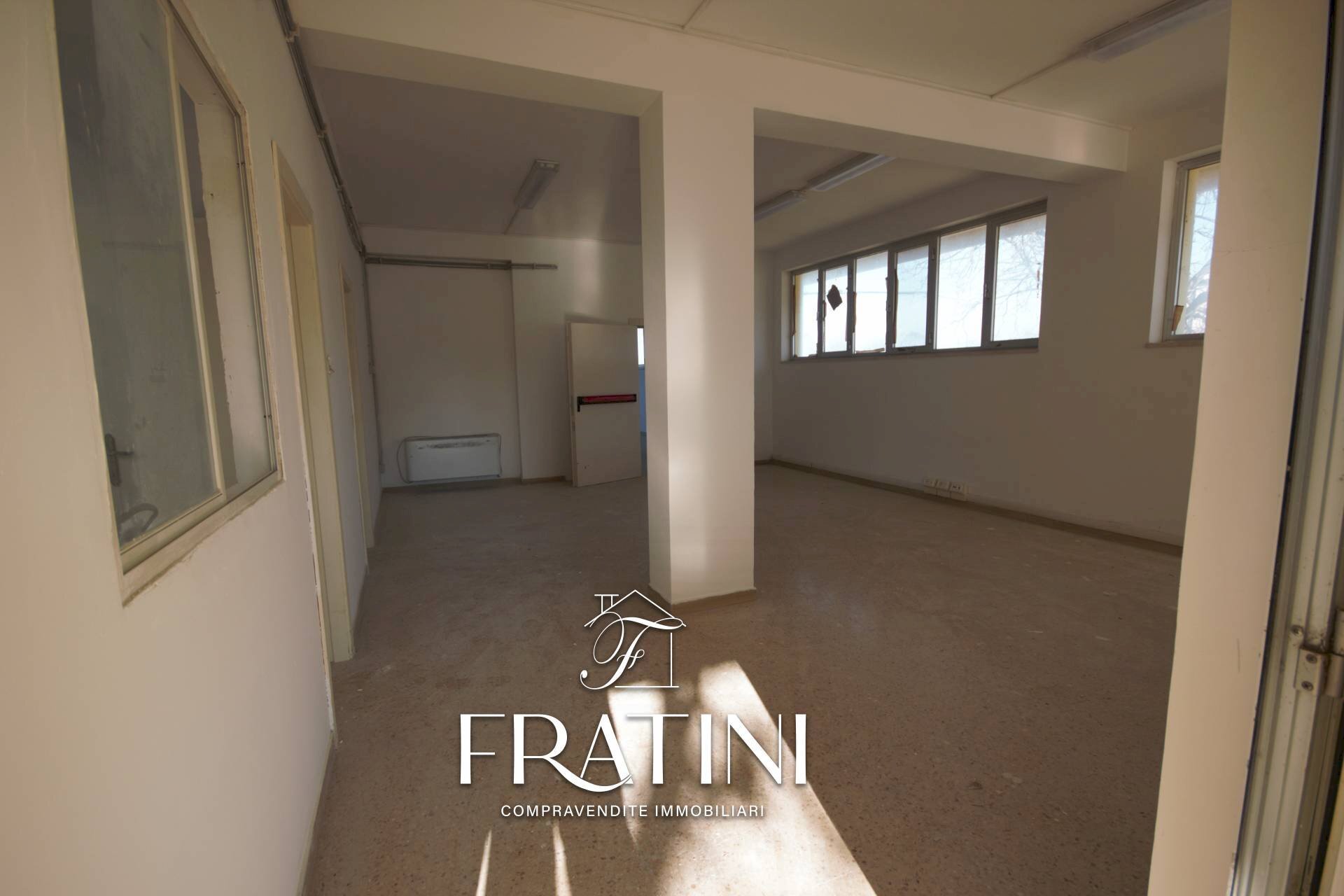 Foto 3 - Laboratorio Viale De Gasperi
 
4, Ancarano - foto 3