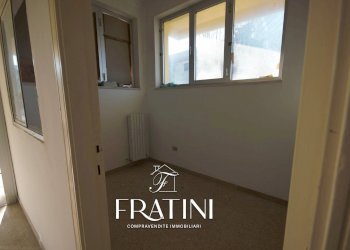 Foto 6 - Laboratorio Viale De Gasperi
 
4, Ancarano - foto 6