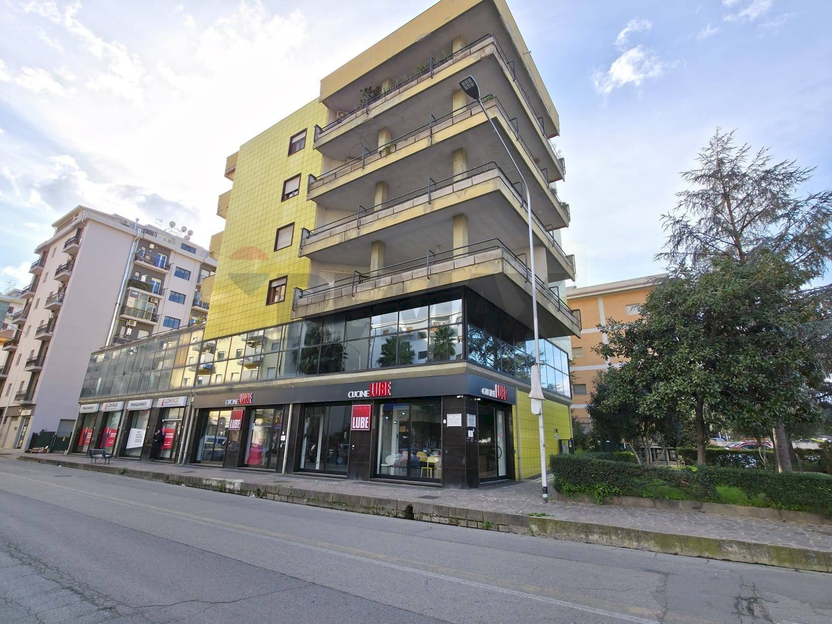 Edificio all\'aperto - Ufficio Via Panebianco
 
293, Cosenza - foto 2