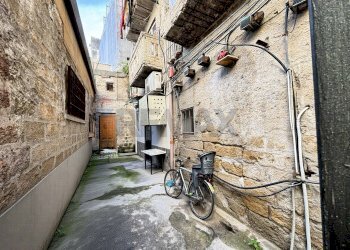 Edificio all\'aperto - One-room apartment Vicolo Madonna della Volta
 
3, Palermo - photo 2
