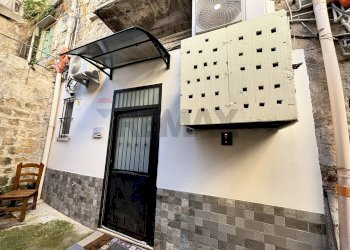 Edificio all\'aperto - One-room apartment Vicolo Madonna della Volta
 
3, Palermo - photo 22