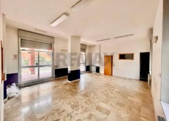 Stanza vuota - Locale Commerciale Caltanissetta - foto 4