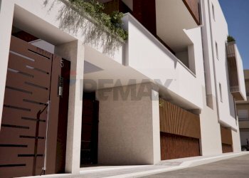 Edificio all\'aperto - Trilocale Via Ammiraglio Vacca
 
139, Bitonto - foto 13