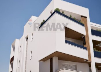 Edificio all\'aperto - Trilocale Via Ammiraglio Vacca
 
139, Bitonto - foto 8