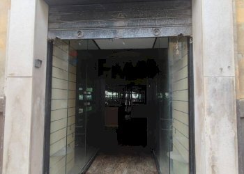 Edificio all\'aperto - Warehouse Via Francesco Crispi
 
113, Bari - photo 1