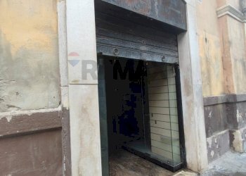 Edificio all\'aperto - Warehouse Via Francesco Crispi
 
113, Bari - photo 2