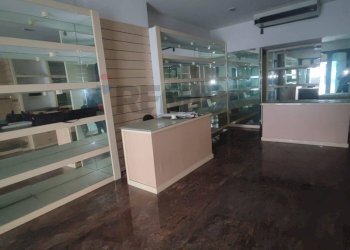 Ricezione / Lobby - Warehouse Via Francesco Crispi
 
113, Bari - photo 5