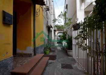 Foto 4 - Casa indipendente Via Teatro Greco, Catania - foto 4