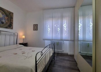 Camera da letto - Trilocale via Piave, 51a, Arona - foto 45