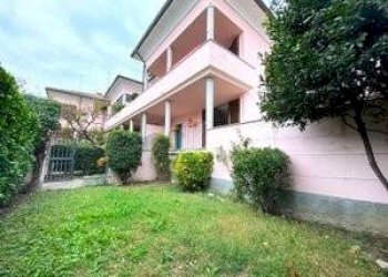 Terraced Villa Basiglio - photo 1