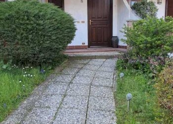 WhatsApp Image 2025-05-28 at 10.54.02.jpeg - Villa a Schiera Via Como 1, Pombia - foto 1