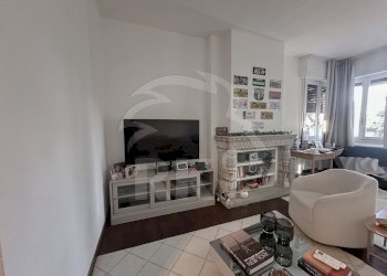 ATTICO CON TERRAZZO VIA DELLE ROSE PENTALOCALE CON - Appartamento via Delle Rose 32, Bologna - foto 4