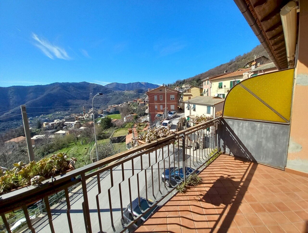 001.jpg - Apartment Uscio - photo 1