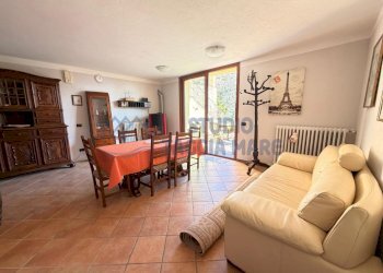 12.jpg - Porzione di casa Strada Pompeiana, Castellaro - foto 7