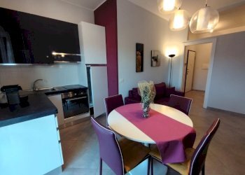 soggiorno con angolo cottura - Trilocale Andora - foto 5