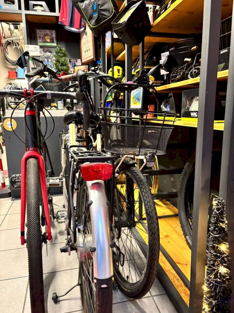 Negozio Via Malvolta, Bologna (zona Murri) - foto 3