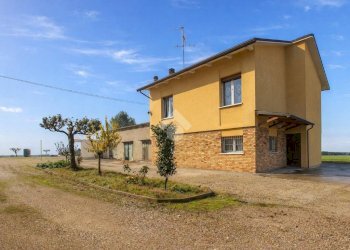 Casa indipendente Via Reale, Ravenna (zona Camerlona) - foto 1