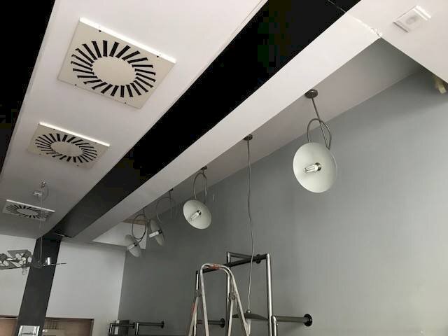 Shop Via Irnerio, 35/c, Bologna (neighborhood Centro Storico) - photo 1