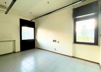 Negozio via vecchia fonte, Vallefoglia - foto 5