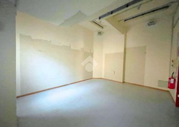 Negozio via vecchia fonte, Vallefoglia - foto 7