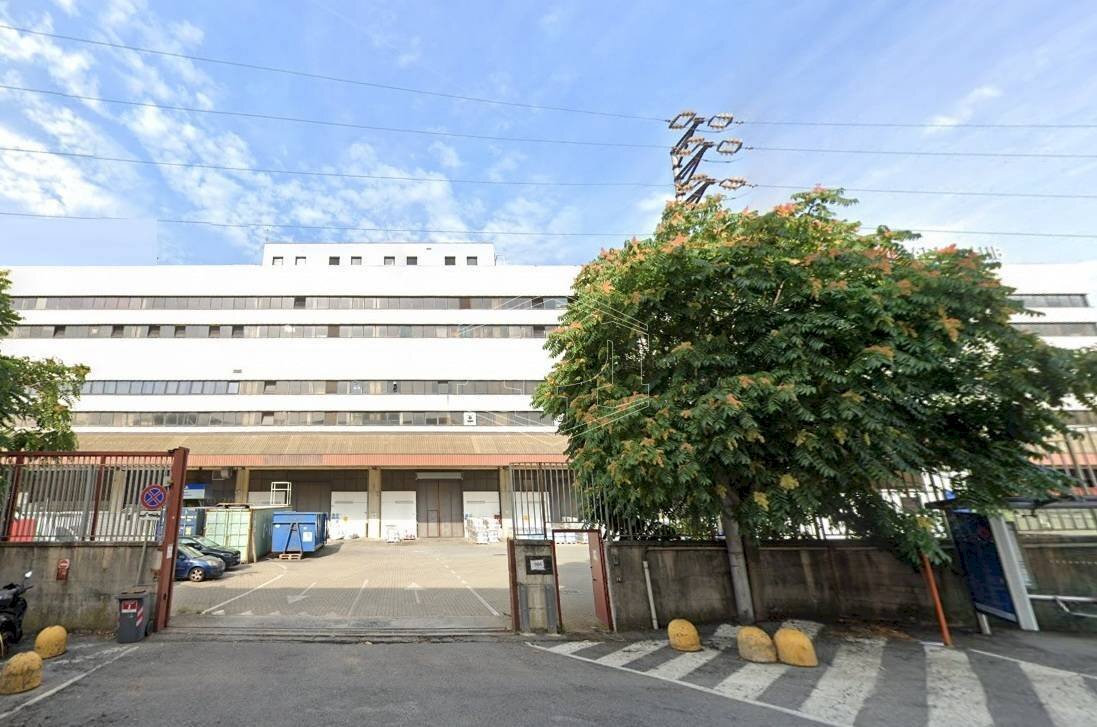 Shed Via Albisola, Genova (neighborhood Bolzaneto) - photo 2